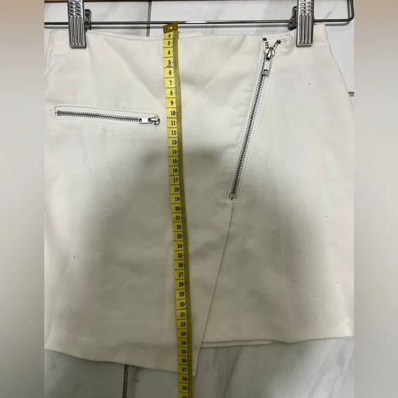- H&M Mini Skirt Size 2 - Picture 8 of 10